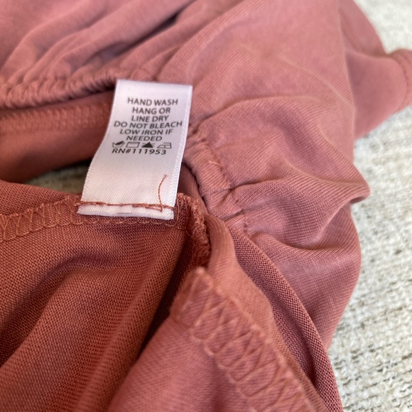 ⭐️Tie Waist Top⭐️ - Picture 6 of 10